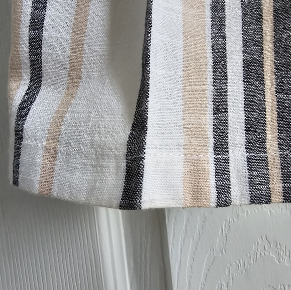 🌷Striped linen look paper bag pants. - Picture 6 of 8